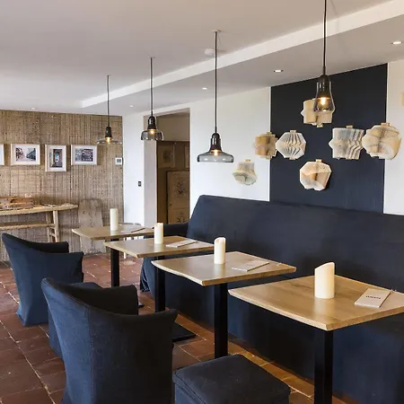 Гостевой дом Chateau De Sable Кавалер-сюр-Мер