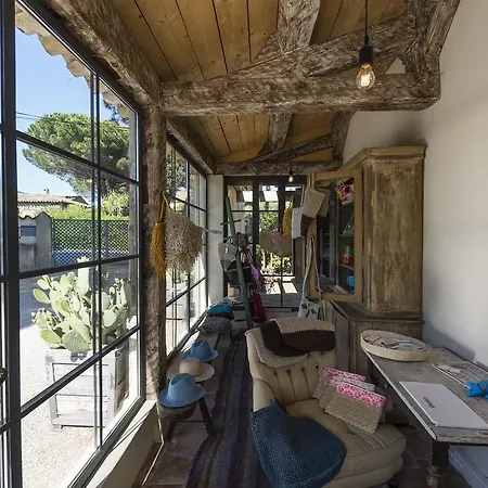 Chateau De Sable ゲストハウス キャバレール・シュル・メール