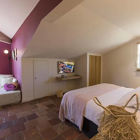 Guest house Chateau De Sable