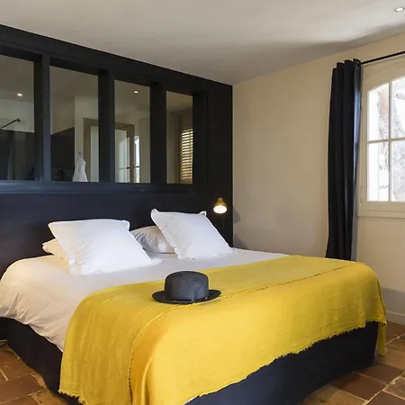 Chateau De Sable Guest house