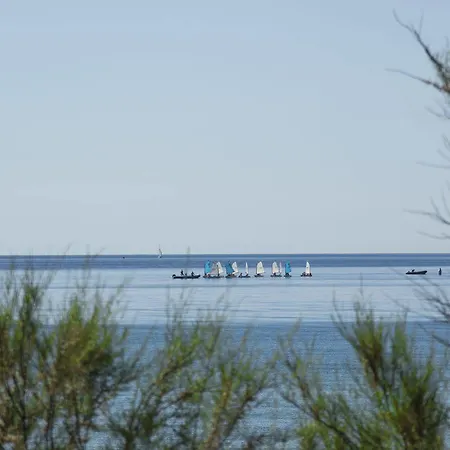 ゲストハウス Chateau De Sable *