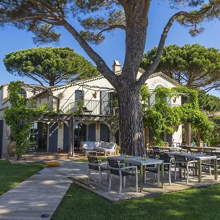 Chateau De Sable キャバレール・シュル・メール