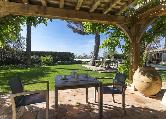 Pensión Chateau De Sable Cavalaire-sur-Mer